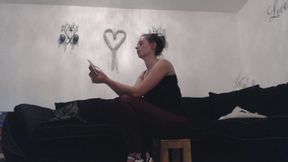 Human Chair 1 (AVI)