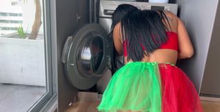 A different Christmas at home i got still in the washing machine and my papi went to the rescue