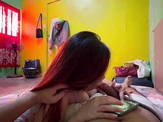 Chupa habang nag lalaro. Habang wala si kumpare.