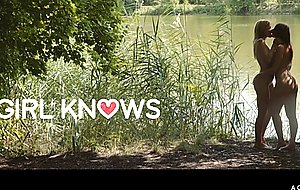 Shona river and venus afrodita lesbian romp