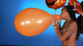 Daya's First Interview-Blow to Pop 4K (3840x2160)-