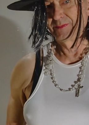 Steff165: Having a trans moment with bouncing boobs