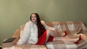 FINDOM GODDESS IN FUR