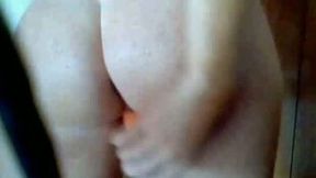 Mature white skank uses a slice of watermelon for masturbation