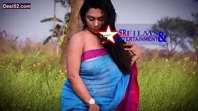 My Hot Bengali wife in Saree Thick Nipple  visisble
