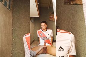 Argentine Soccer Player Fucks a Brunette Big Ass