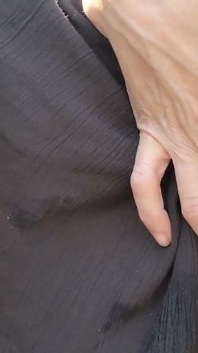 closeup sexy amateur milf munichgold opens her hairy butterfly pussy and pee for you with sexy NS squirt   Clip 2