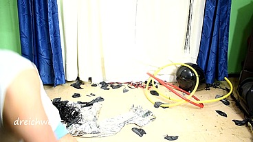 Destroying many balloons of my birthday