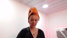 Amara Jons Members-Only Show