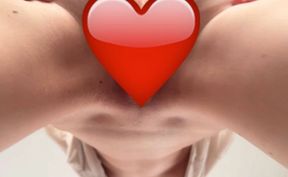 giantess shaking ass and crush u