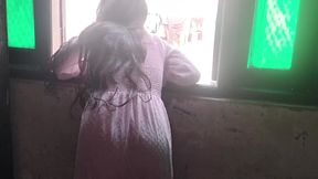 Bhabhi ko chupke se jakar land bur me daal diya