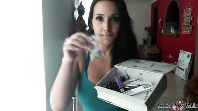 Latin mom gets steamy with her morning smoke