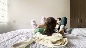 I love that she crushes me so I can feel her heels and ass on my face until she cums