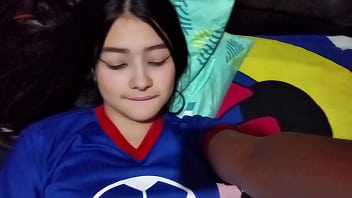 ESPER&Eacute_ A QUE EL CORNUDO SALIERA DE CASA PARA DARLE MI CO&Ntilde_O A LA POLLA GRANDE( CASERO REAL)