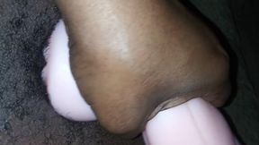 Chelly2 sucking my hairy clit soo good ????