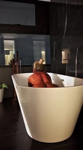 Crown Wanting to Give Her Pussy in the Hair