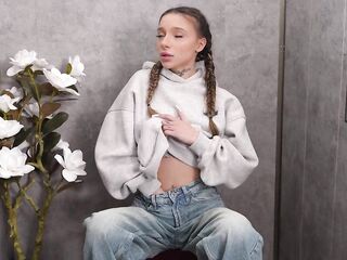 A Secret Room with a Brilliance Aperture. I Got Screwed in It