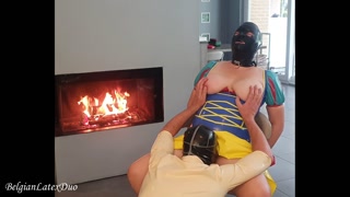 Latex Snowwhite gives blowjob and receives pussy licking