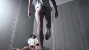 BROMO - American throat fuck in the prison