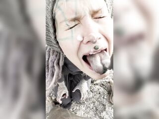 I Wanna get Wicked and Suck u Shlong and u Bang my Face Until you Cum on my Face - oral-sex
