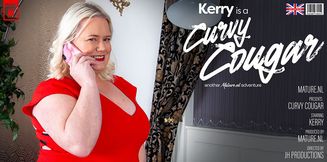 Curvy cougar Kerry is a naughty mature lady