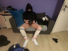 For the first time, I let my fuck machine play with my cock before 6 a.m.