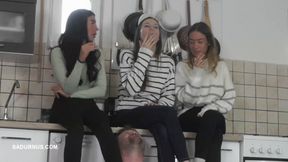 Three Mistresses's cigarette break A mp4