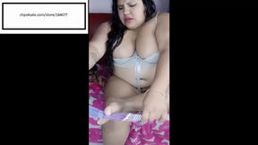 Sofii_hott itches and flosses toes with purple socks