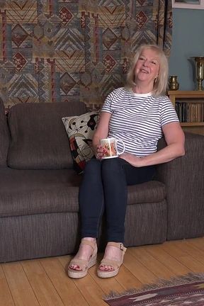 Auntjudys - an Intimate Interview with 69yo Horny Mature GILF Louise