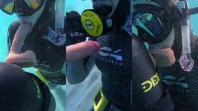 Underwater dildo blowjob at sea