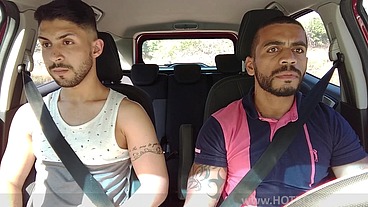 Fiz troca troca com o motorista de aplicativo