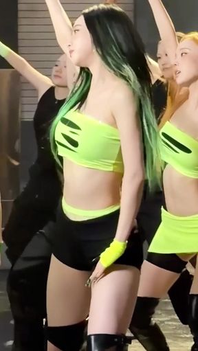 K-pop dance performance