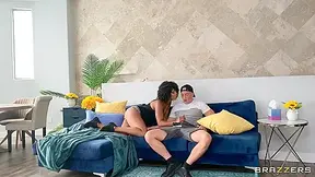 Misty Stone And Zac Wild - Curly-haired Milf Gets Fucked In The Living Room