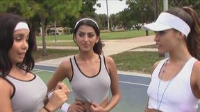 Lesbian pussy licking centipede