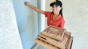 Pizza Delivery Asian Princess Gets Stuck In The Window &amp; She Has To Suck 2 Unhelpful Dicks - TeamSkeet