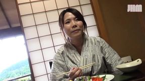 Resort Escape with Rin, a 32-year-old Married Woman - 2