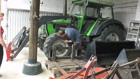 Tattooed bbw sucking dick and getting cunt drilled by it outdoors