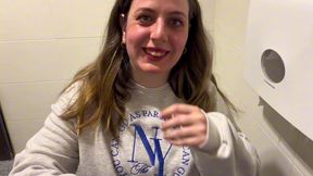 tremenda rubia dando el culo a su novio