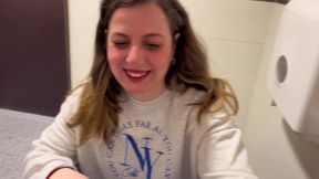 tremenda rubia dando el culo a su novio