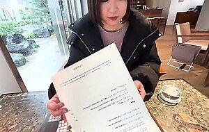 Appearance,chan a new graduate working intense at a mobile phone shop seduced her simple and