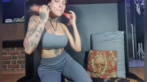Multiple squirts in yoga pants