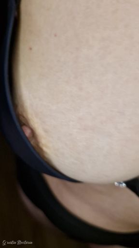 Found the nippels in a bra!