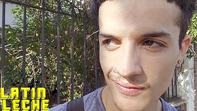 Numero 22 - LatinLeche