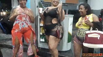 Saindo da festa o bonde das meninas, para no posto de gasolina e apronta todas Grazy Sapeca, Nana Diaba, Suzy fura&ccedil_&atilde_o