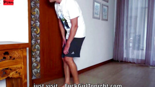 SKINNY LADYS PUSSY GOES WILD WITH A HUGE DICK AND A VIBRATOR IN A PROFESIONAL ORGASMIC EXPERIENCE