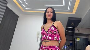 My best friend's stepsister invites us to spend a very quiet afternoon with friends  What my friend doesn't know is that she has planned a hard fuck and that I cum really hard