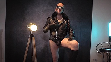 Berlin Leather 12