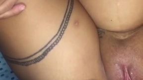 mulher cativante olhar de diamante