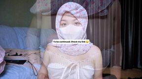 Mystery Muslim Girl Sensual curves under the veil