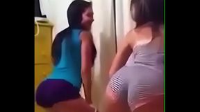 Dani Russo e Kai Vlogs Dan&ccedil_ando Funk (De Tirar o Fol&ecirc_go) 2018 you tubers famosas